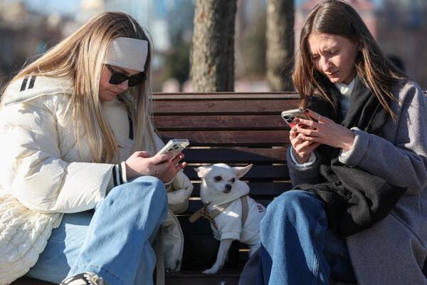 Май придет на месяц раньше: в Гидрометцентре дали необычный прогноз погоды — что ждать и к чему готовиться