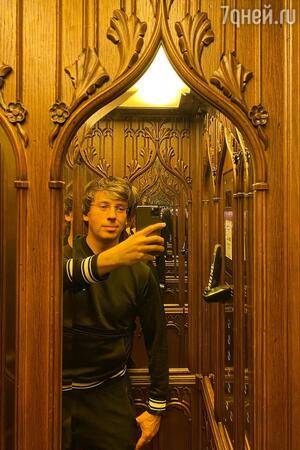 Максим Галкин показал лифт в замке Максим Галкин показал лифт в замке