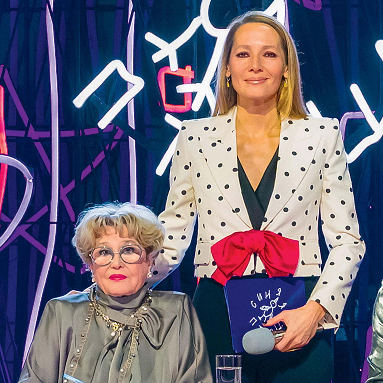 Марина Неелова и Дарья Златопольская. Фото