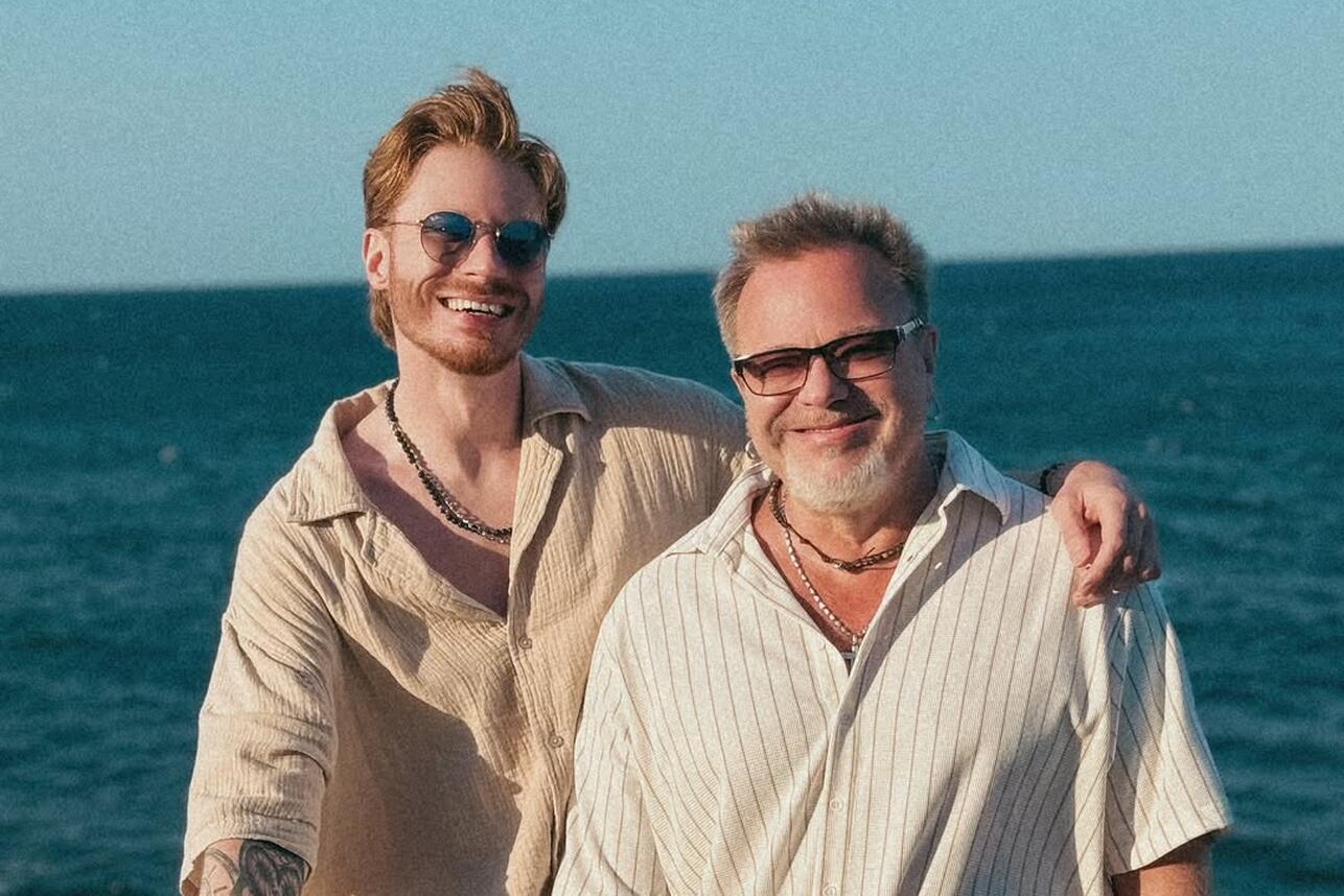 Появилось фото Никиты Преснякова с отцом и дедом — внук Пугачевой не остался в стороне в важный день