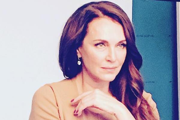 «Какой кавалер!» Татьяна Лютаева вышла в свет с красавцем-мужчиной