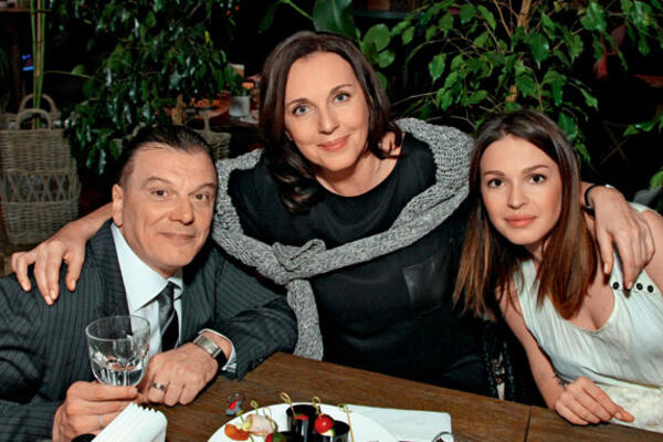 Юрий Васильев взращивает актрис с пеленок