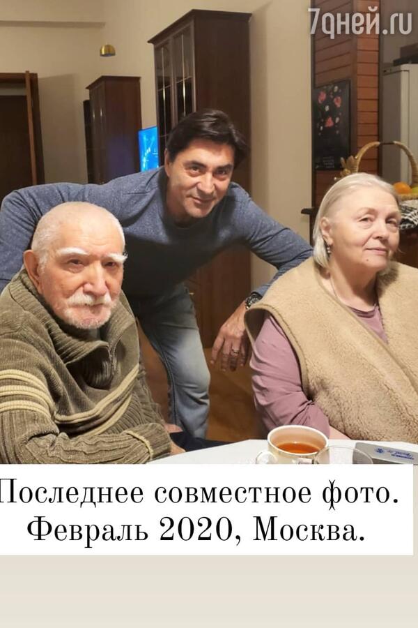 Армен Джигарханян с пасынком Степаном — фото