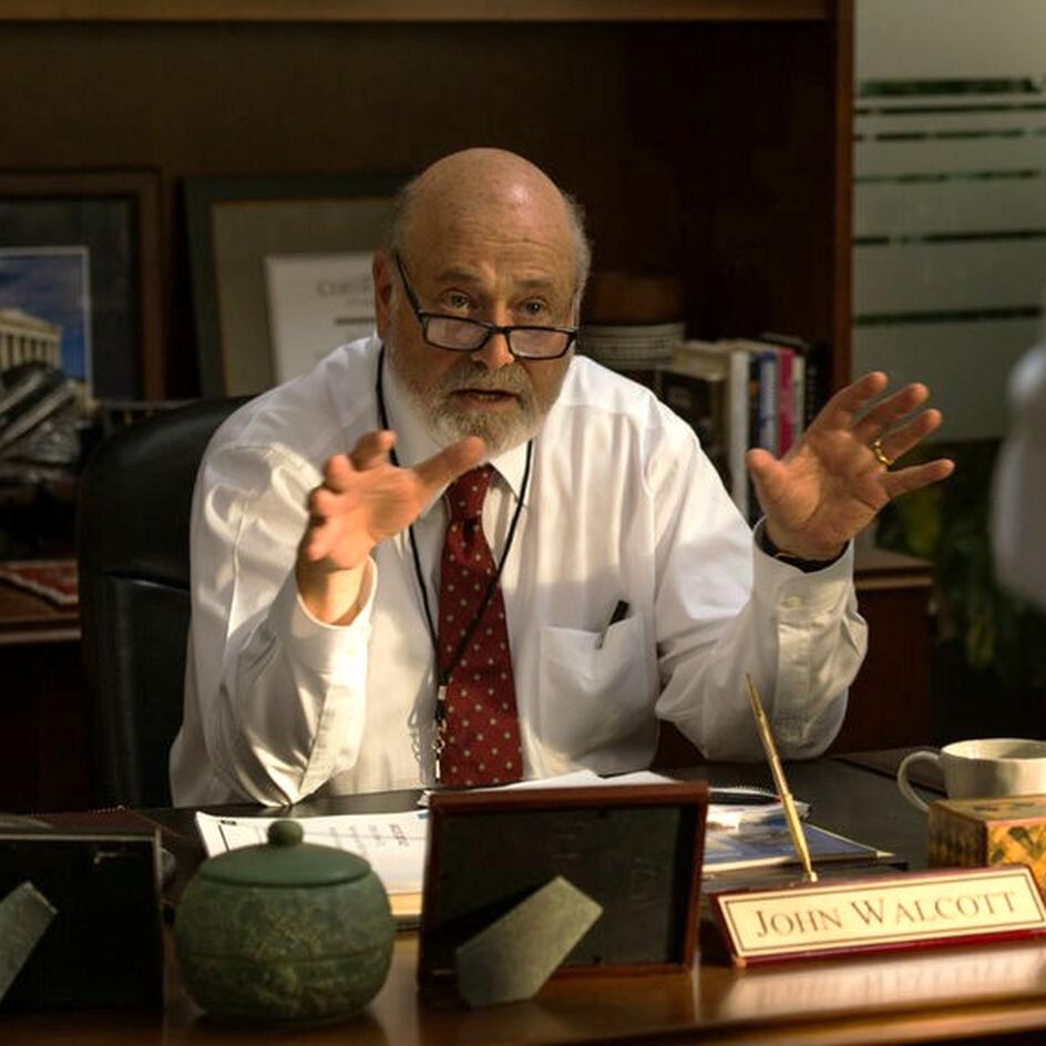 Легендарного режиссера Роба Райнера и его жену нашли мертвыми