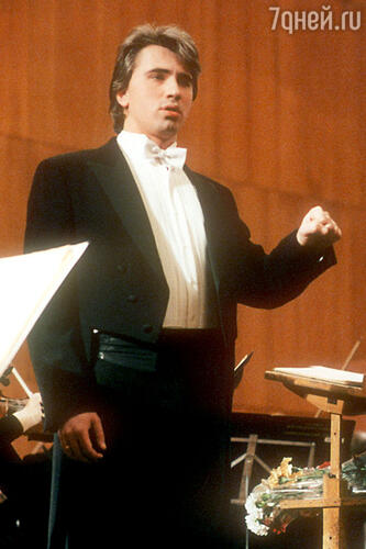 Дмитрий Хворостовский. 1990 год
