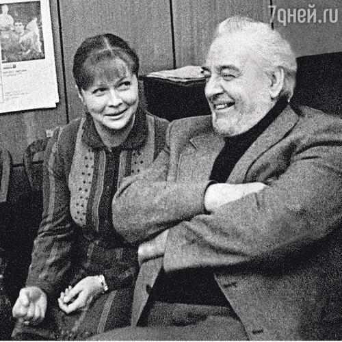 «Андрей Александрович по характеру был человеком очень крутым, подчас невыносимым. Но Наташе хватало характера, чтобы настоять на своем в споре с ним». Наталья Гундарева и главный режиссер и художественный руководитель Московского драматического театра имени Маяковского Андрей Гончаров, 80-е годы
