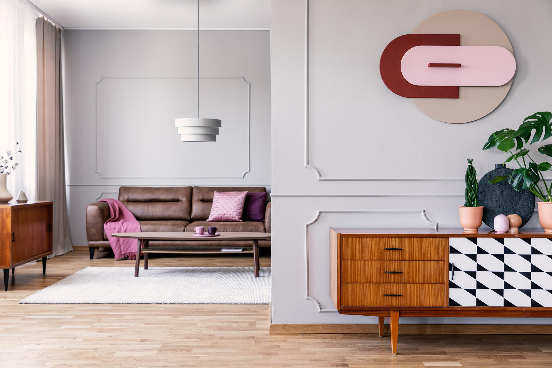 как обновить интерьер, обновить интерьер за выходные, советы дизайнера по интерьеру, как освежить дом, дизайн интерьера, бюджетное обновление интерьера, текстиль интерьер, освещение в квартире, декор для дома, весенний интерьер, расхламление квартиры, смена текстиля, уют в доме