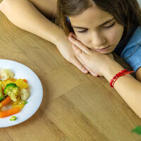 «Фу, я это не ем!»: как сформировать у ребенка модную привычку — правильно питаться