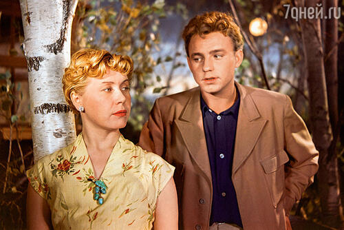 Николай Рыбников с Инной Макаровой в фильме «Высота». 1957 г.