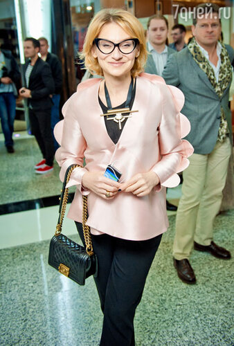 Эвелина Хромченко