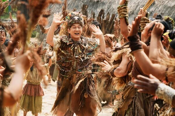 Джеки Чан спасает панду в трейлере новой комедии 