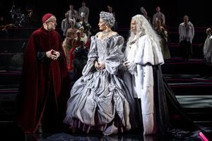 Кабо, Гусева и Крюкова в «Трех мушкетерах» Марчелли