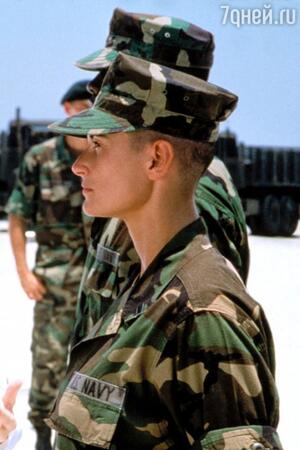 Деми Мур в фильме «Солдат Джейн»