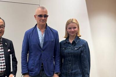 Бероев с 21-летней женой вышел в свет после тайной свадьбы — первые фото молодоженов