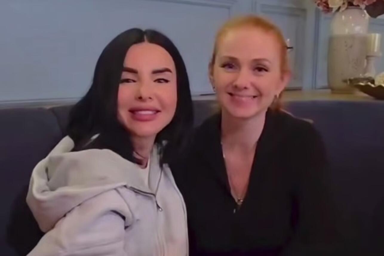 Лена Катина и Юлия Волкова