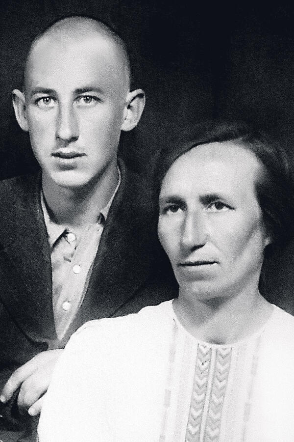 Владимир Басов с мамой