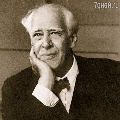 «От радости, что вижу его седую голову, я стала плакать и закричала: «Мальчик мой дорогой!» Он стал смеяться, поднялся и помахал мне шляпой». Константин Станиславский, 1931 год