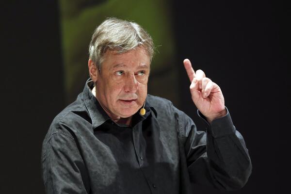 Ефремов отказался от наследства — оформил дарственную на чужую семью