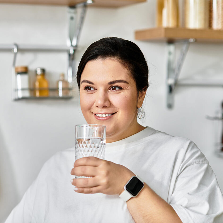Стаканчик за талию? Поможет ли горячая вода для похудения