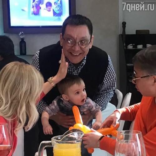 Егор Кончаловский с сыном Тимуром