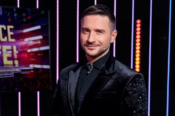 Лазарев с глазами на мокром месте и признание Киркорова: чем удивит финал шоу «Ну-ка, все вместе! Хором!»