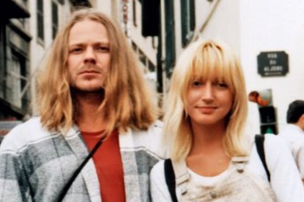 Ранние браки: кто из звезд сыграл свадьбу в юном возрасте