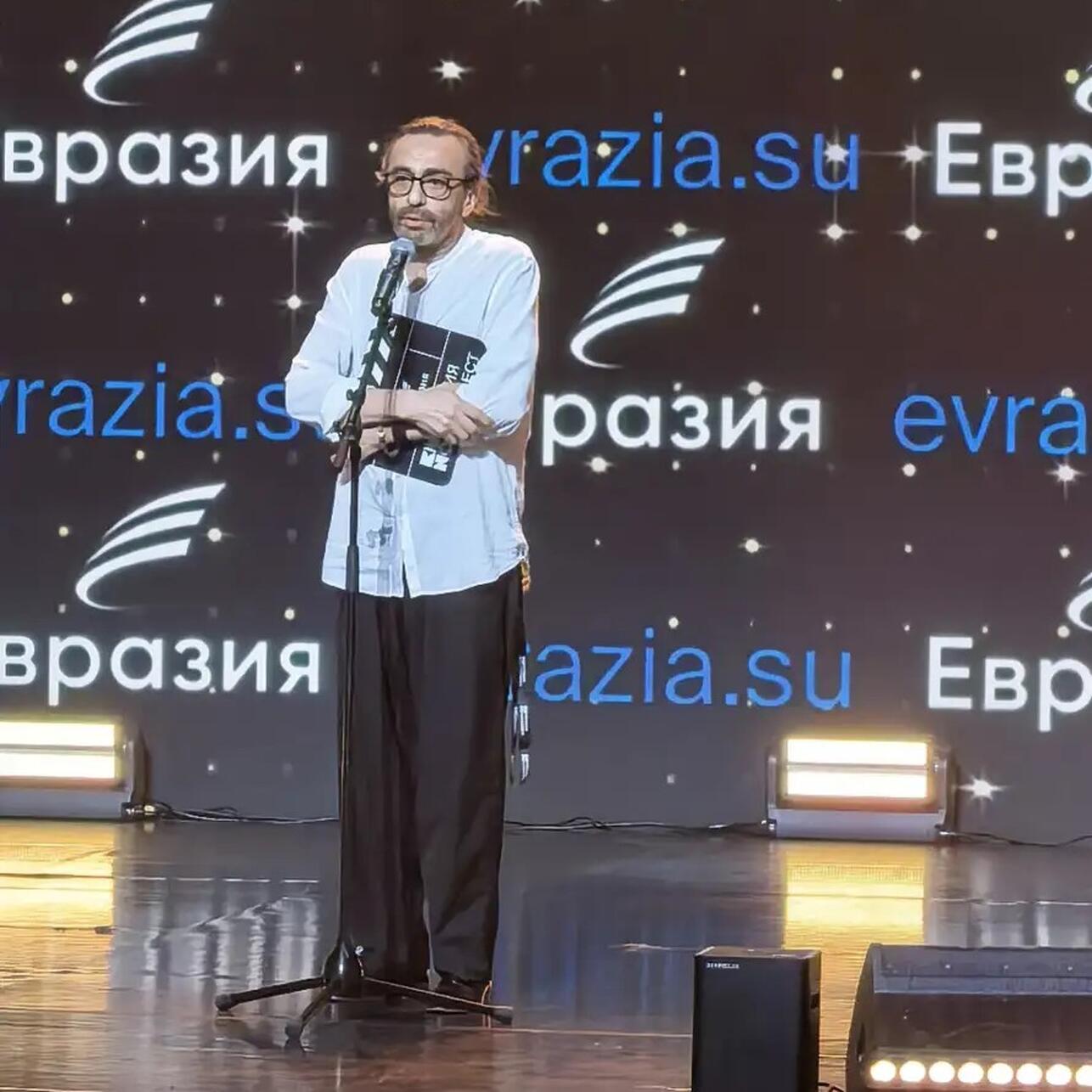 Джаник Файзиев