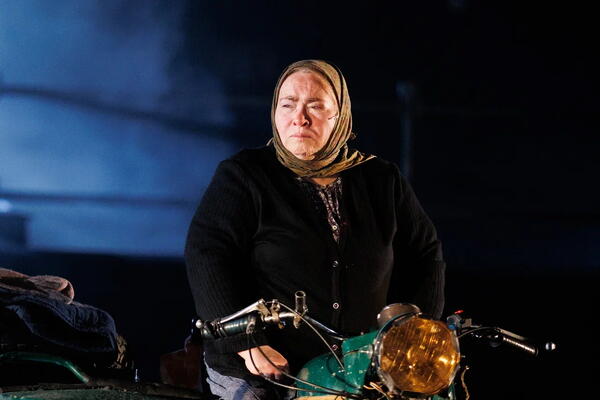 Фестиваль искусств «Черешневый лес» представляет московские гастроли Большого драматического театра им. Г. А. Товстоногова