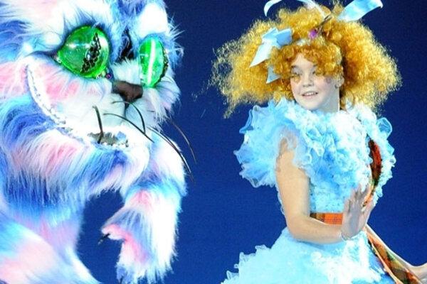 Проведите новогодние каникулы с Машей и Медведем!