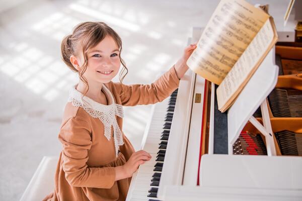 Как привить ребенку любовь к классической музыке?