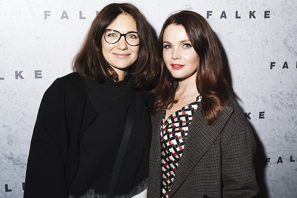 Екатерина Климова и Екатерина Вуличенко присмотрели себе зимнюю одежду