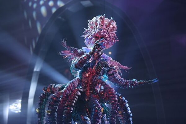 Обман не удался: за что выгнали Осьминога из шоу «Маска»