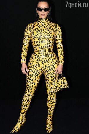 Ким Кардашьян - фото