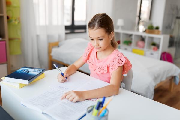 Как быть, если ребенок отказывается делать домашнее задание? 