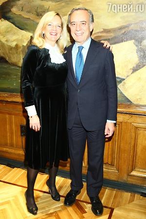 Посол Италии Паскуале Терраччано с супругой Карен Лоуренс Терраччано