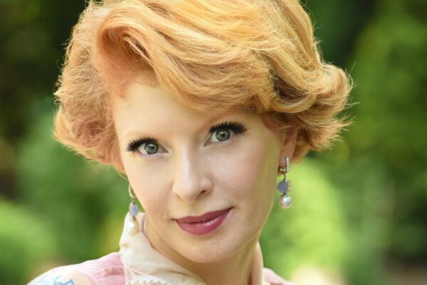 Резко постарела: Амалию Мордвинову засняли впервые за долгое время