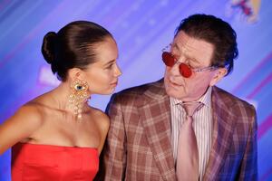 63-летнего Лепса нужно срочно спасать: 19 летняя невеста призналась в ненасытности