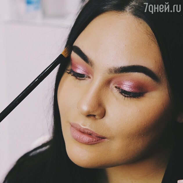 Коррекция бровей воском или пинцетом что лучше. Смотреть фото Коррекция бровей воском или пинцетом что лучше. Смотреть картинку Коррекция бровей воском или пинцетом что лучше. Картинка про Коррекция бровей воском или пинцетом что лучше. Фото Коррекция бровей воском или пинцетом что лучше