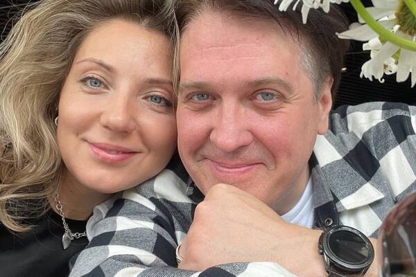 Денис Матросов — о ребенке от новой жены: «Всегда мечтал о большой и дружной семье»