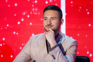 «Очень красивая»: эффектная блондинка очаровала Баскова и Лазарева
