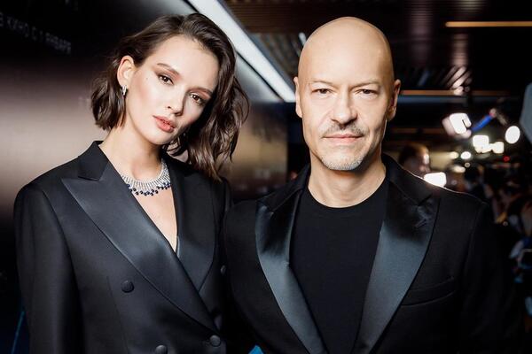 «Мне неудобно перед зрителями»: Паулина Андреева поддалась уговорам Бондарчука