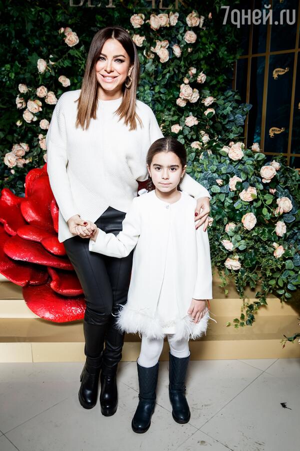Ани Лорак с дочерью Софией