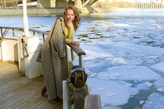 Олькина екатерина актриса фото в купальнике