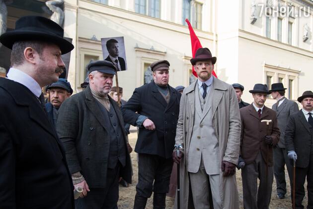 Кадр из сериала "Воскресенский"