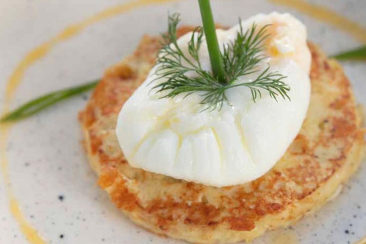 Яйцо пашот по-турецки с йогуртом – пошаговый рецепт приготовления с фото