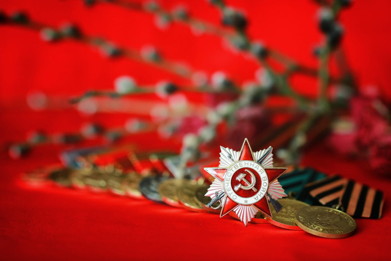 открытки на 23 февраля, с 23 февраля, поздравления с 23 февраля, открытки с днем защитника отечества, картинки на 23 февраля, красивые открытки 23 февраля, поздравление с 23 февраля мужчинам, открытки с 23 февраля 2026, день защитника отечества открытки, скачать открытки 23 февраля