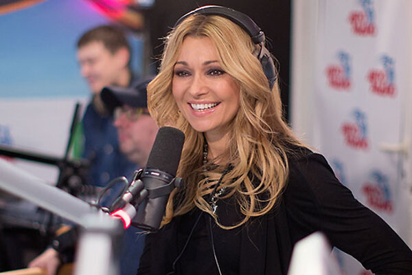 Анжелика Агурбаш и Ираклий Пирцхалава спели песни о войне