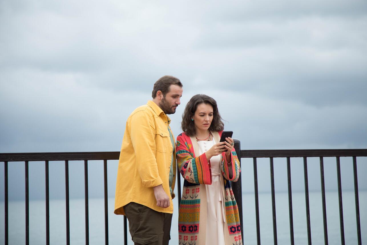 кадр из сериала «У самого моря», 2025 фото