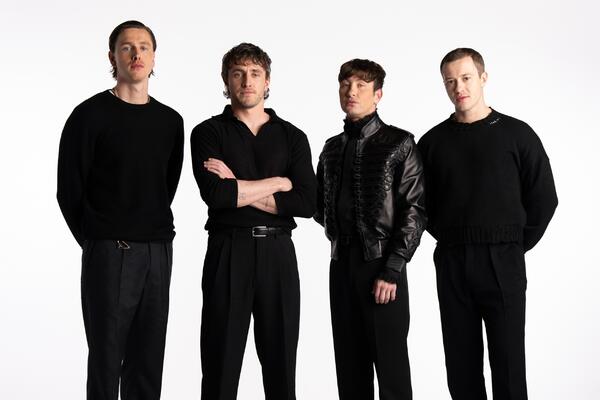    ,    The Beatles