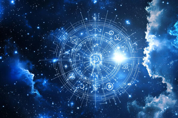 Массаж — в пятницу, стрижка — в воскресенье: Глоба составил бьюти-прогноз на период с 20 по 22 марта